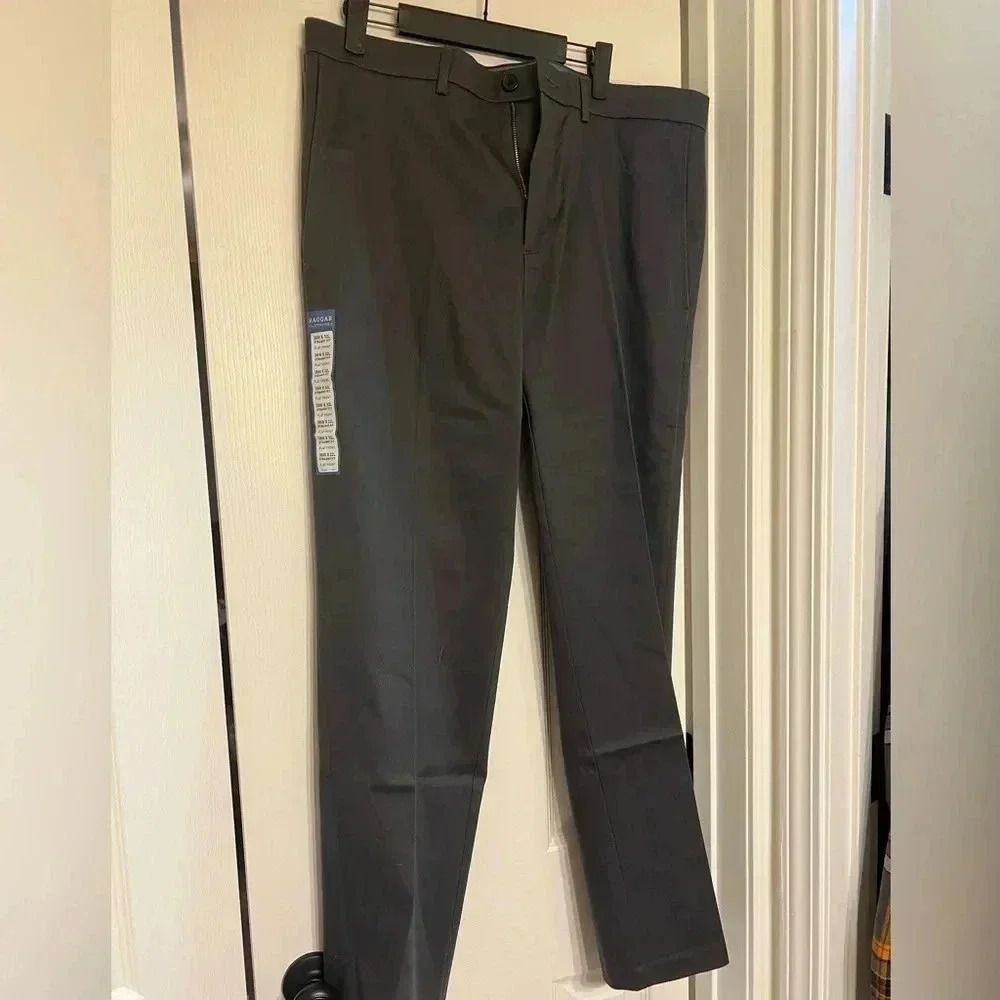 Haggar men’s dark grey dress pants size 36x32 NWT - Picture 1 of 4